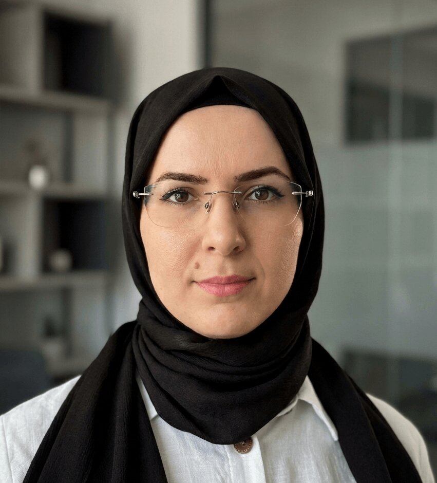 Dr. Ayşe Elif Canbilen